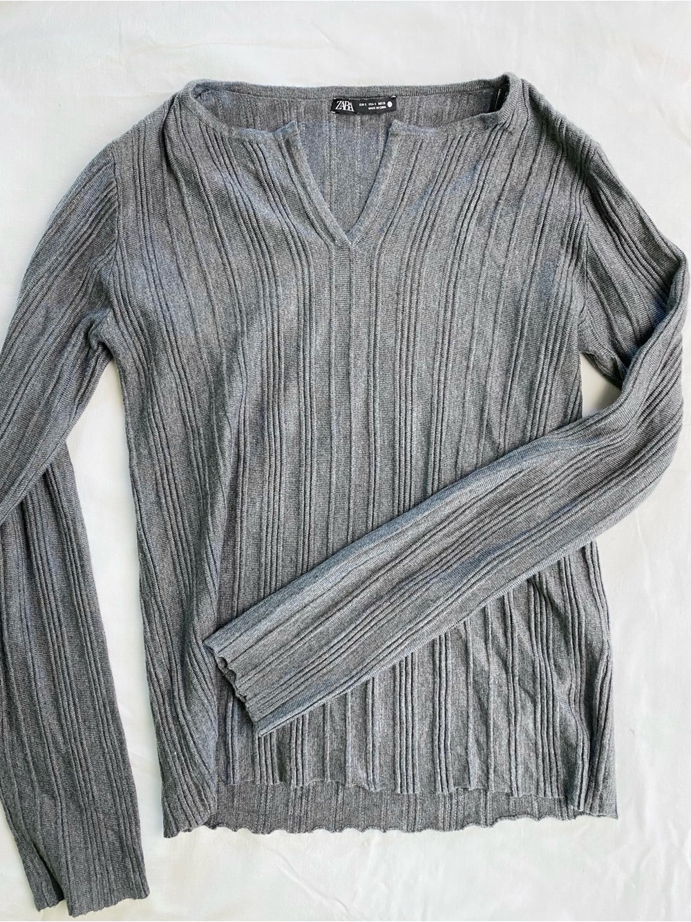 Zara Ribbed Gray V-Neck Sweater